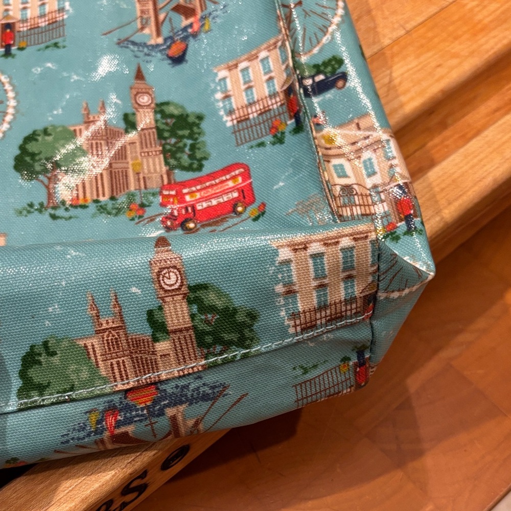Cath Kidston Teal London Landmark Print Tote - Picture 4 of 9